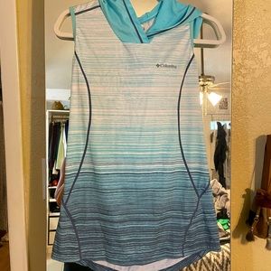 Blue Columbia tank with hood